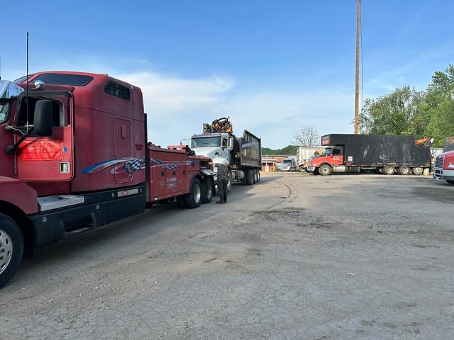 DP Towing & Truck Repair LLC, Hendersonville, North Carolina