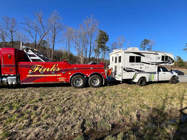 Fink's Auto Services & Body Shop