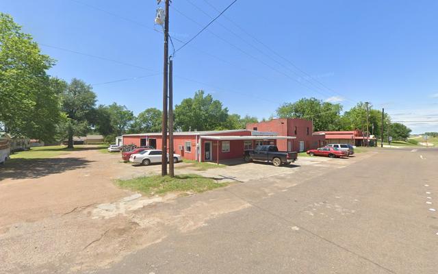 Sharp's Auto Body, Poynor, Texas