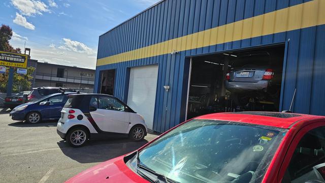 West Seattle Autoworks, Seattle Hill, Washington