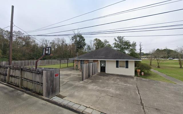 Howdy Towing & Roadside Services, Baton Rouge, Louisiana