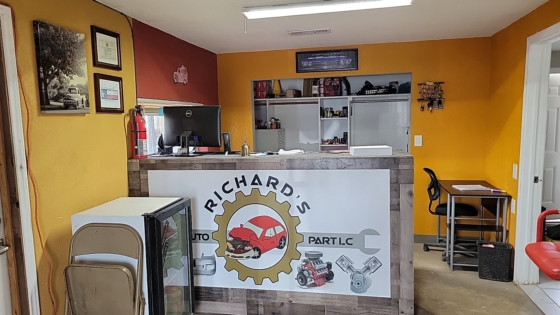 Richards Auto Parts, Kennedale, Texas