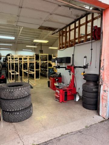 Truck, Road Service 24/7, Louisville, Kentucky