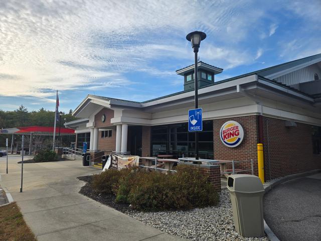 Gray Service Plaza