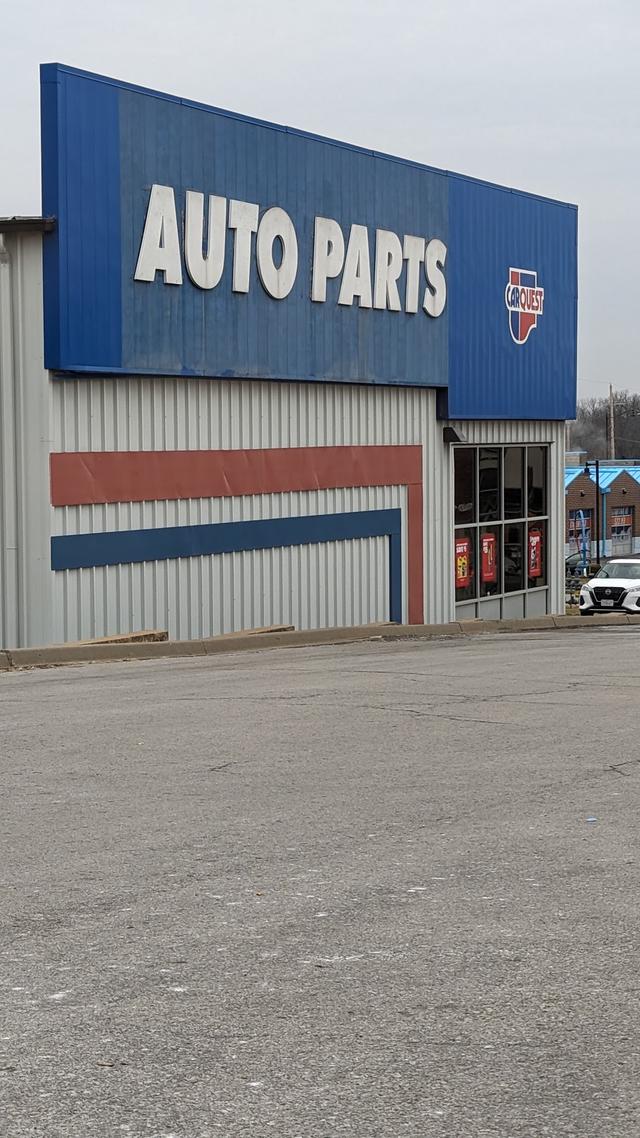 Carquest Auto Parts, Parkville, Missouri