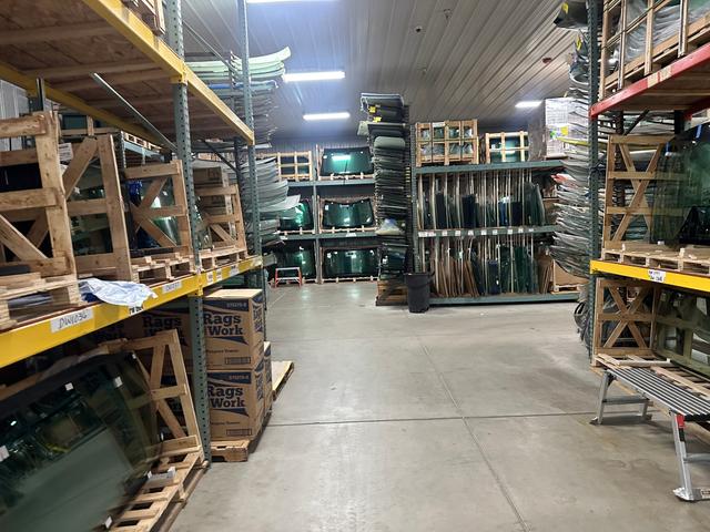Quick-Set Auto Glass, Henderson, Colorado