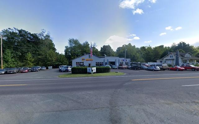 B&B Service Center, LLC, Sperryville, Virginia