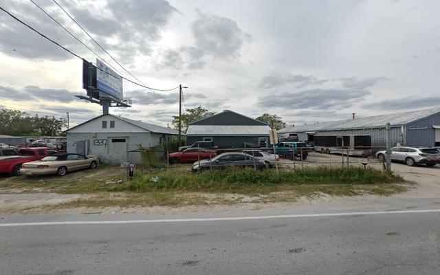 Automotive Repair Lobby and Towing, Winter Haven, Florida