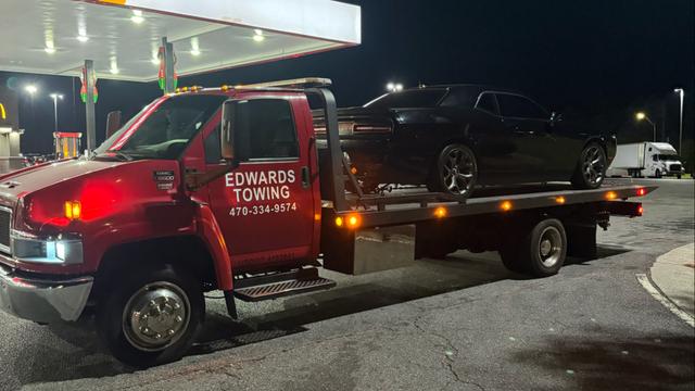 Edwards Towing
