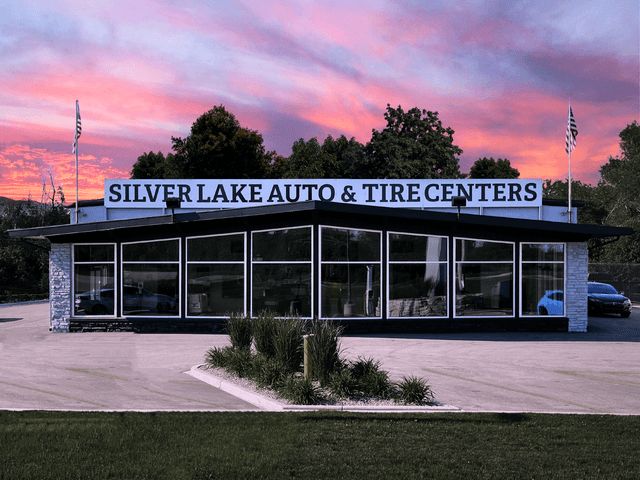 Silver Lake Auto & Tire Centers, Oconomowoc, Wisconsin