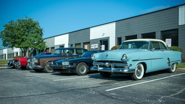 Zakira's Garage, Blue Ash, Ohio