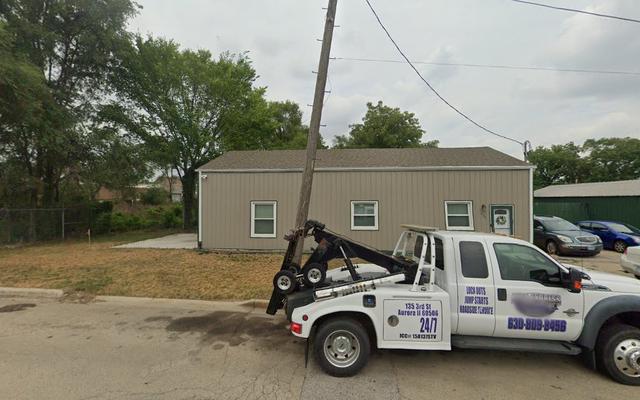 Auto Express Towing, Aurora, Illinois
