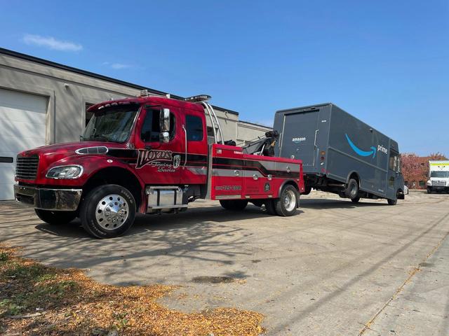 LLoyds Towing & Service