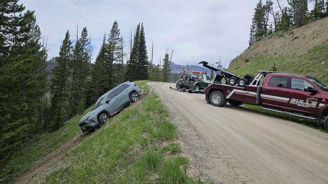 Bull's Service & Towing