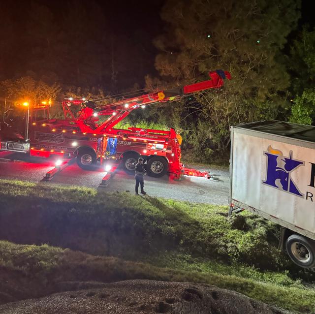 Fleet Masters Towing and Recovery, Okeechobee, Florida
