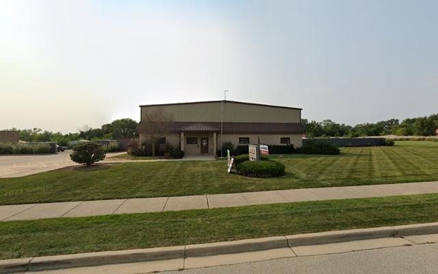 Artie's Restorations, Elgin, Illinois