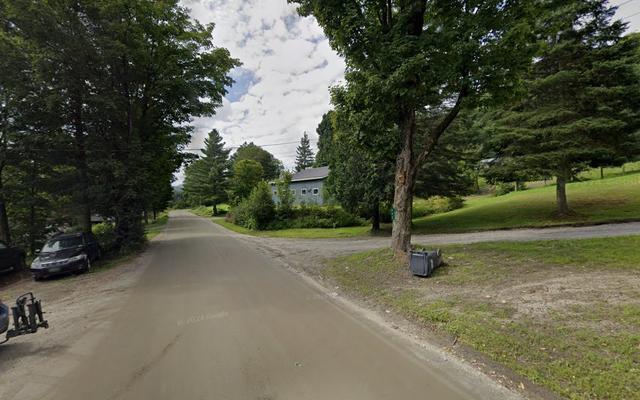 Duane S Auto Clinic, West Charleston, Vermont