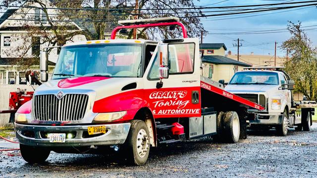 Grant's Towing Centralia (24 hr towing)