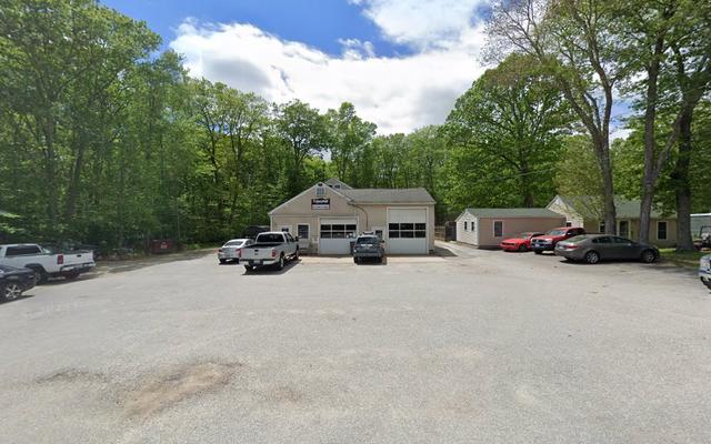 Knox's Garage & Towing Inc., North Scituate, Rhode Island