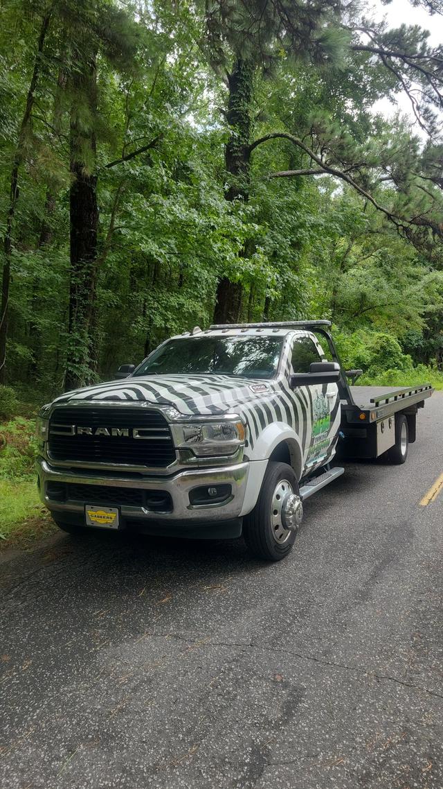 Safari Towing & Recovery