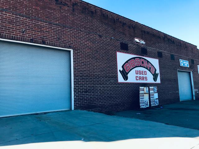Gibson's Garage