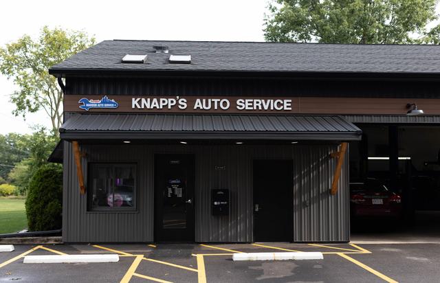 Knapp's Madison Auto and Towing, Olmsted Falls, Ohio