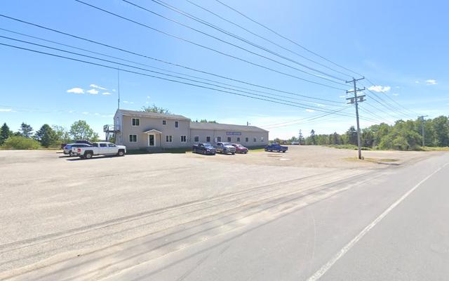 Hilltop Auto Body Shop, East Machias, Maine