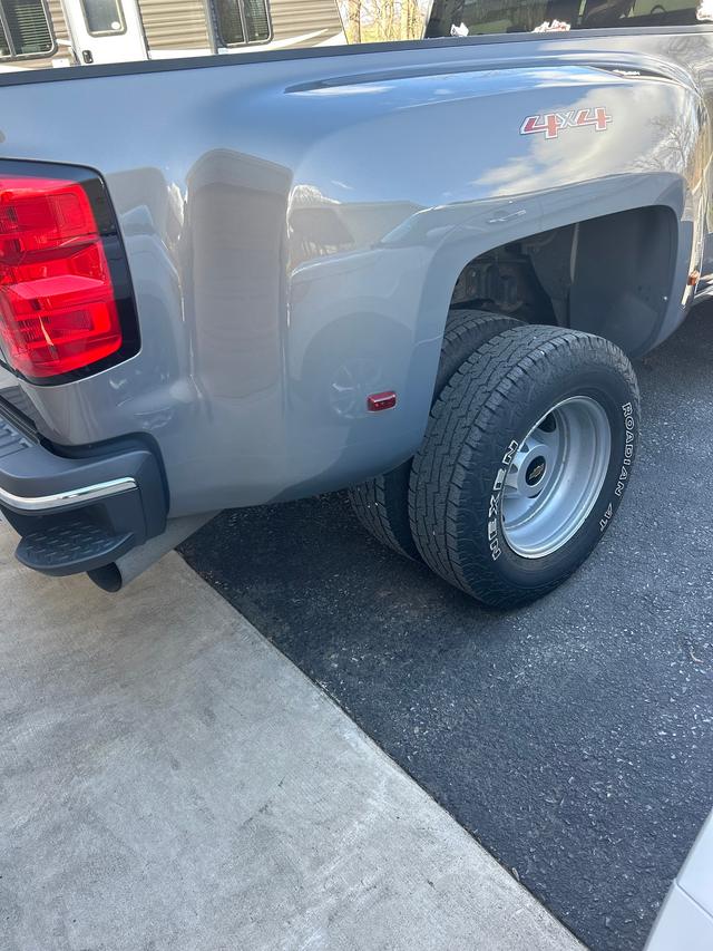 Ed's Auto Body