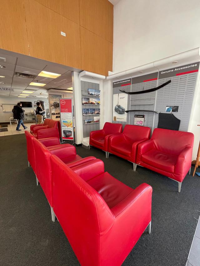 Thruway Nissan Service