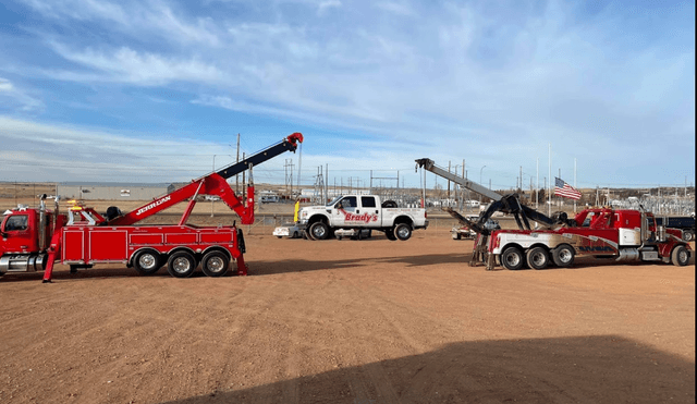 Brady's Towing and Recovery