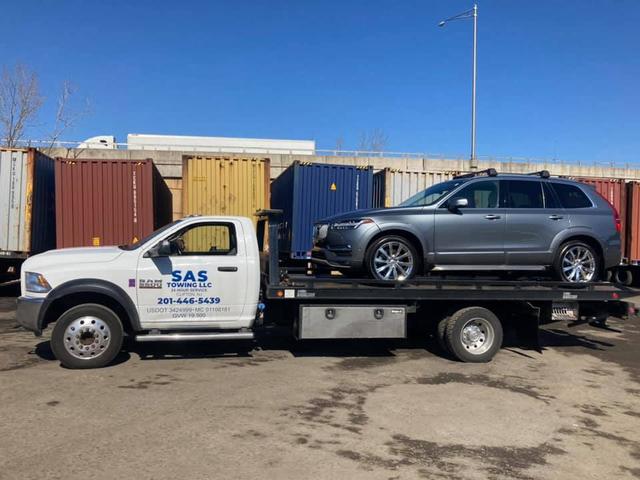 SAS TOWING LLC