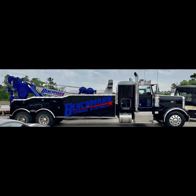 Benchmark Towing Systems - Heavy Duty Towing