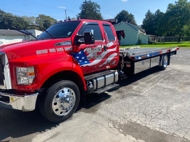 Delahunt Bros Towing & Recovery Inc.