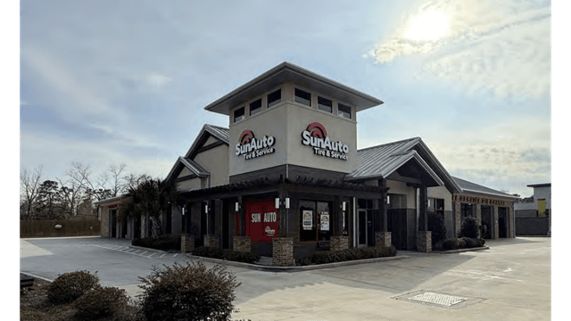 Sun Auto Tire & Service, Balch Springs, Texas