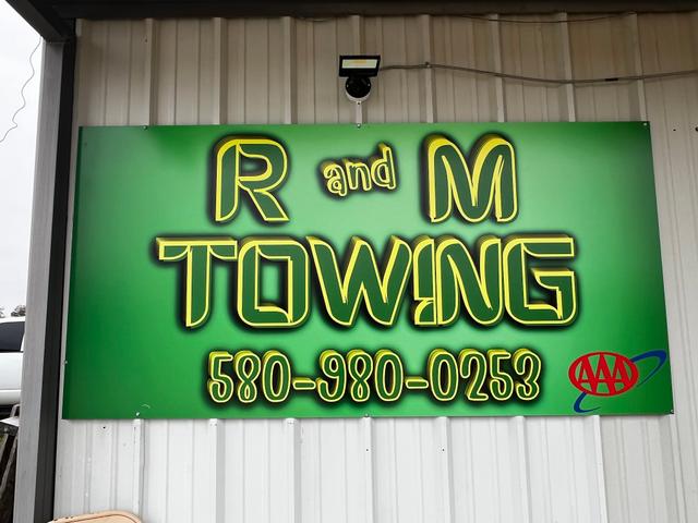R and M Towing