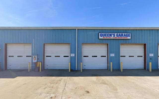 Queen's Garage, York, South Carolina