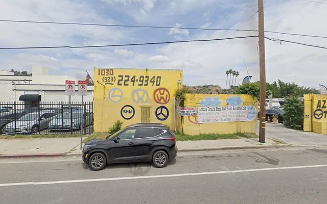 Jalisco Auto Wrecking, East Los Angeles, California