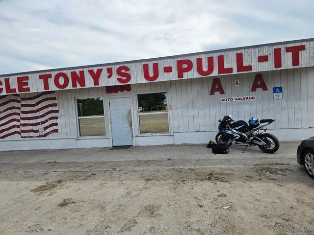 Uncle Tonys U-Pull-It, Fort Pierce, Florida