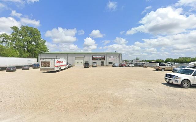 Denton Auto Salvage Inc, Carbondale, Kansas