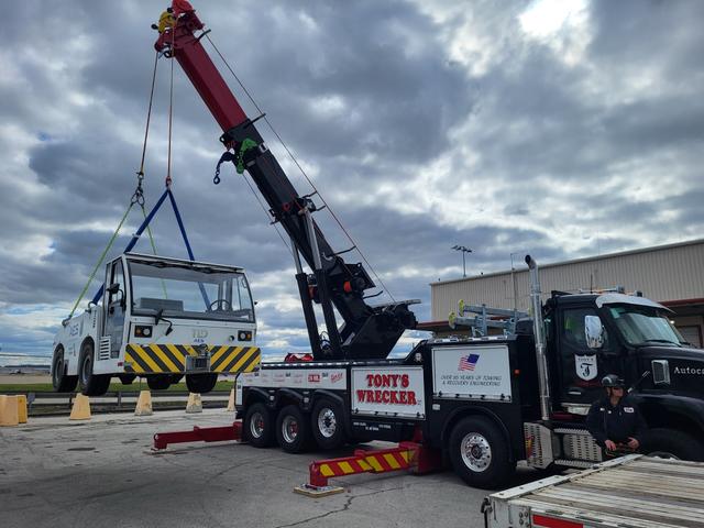 Tony's Wrecker Services - Heavy Duty Towing, Louisville, Kentucky
