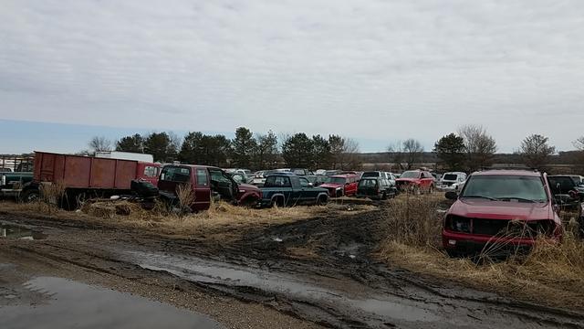S & S Auto Salvage & Repair, Hayfield, Minnesota