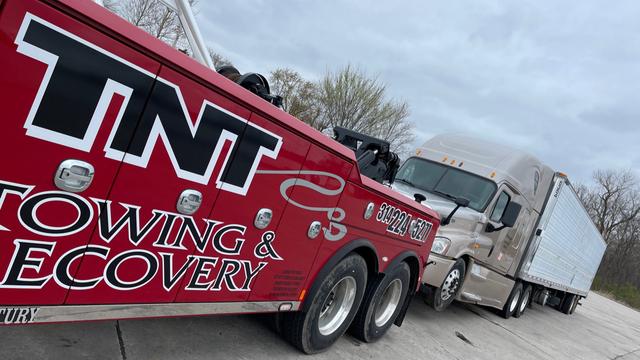 TNT Towing N Transportation, St. Louis, Missouri