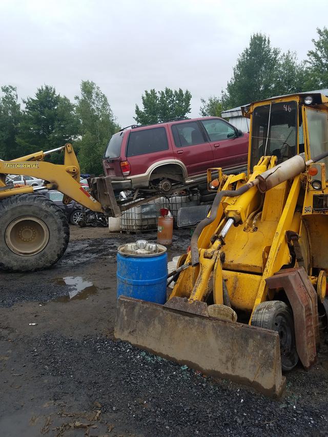 Ray's Rebuildables & Salvage