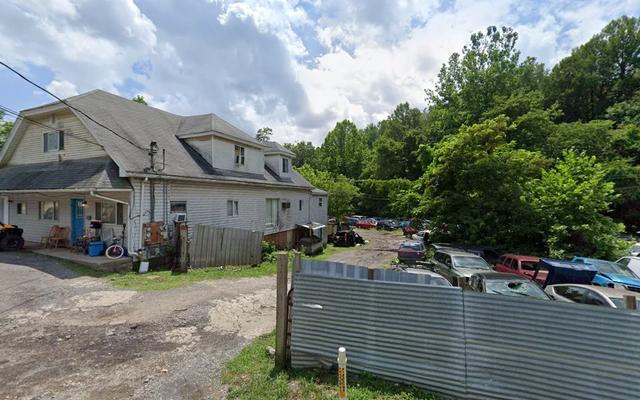 Busters Auto Wrecking, Morgantown, West Virginia