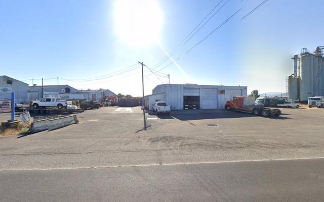North valley scrap and salvage, White City, Oregon