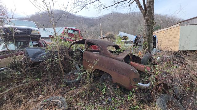 Moore's Auto Salvage