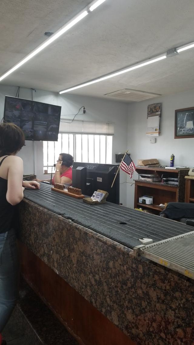 B J Used Auto Parts, Houston, Texas