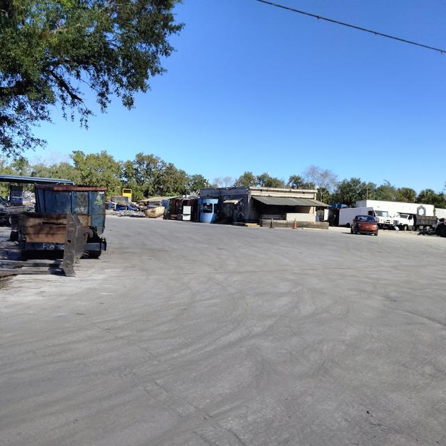 419 Metal-Auto Recycling Center