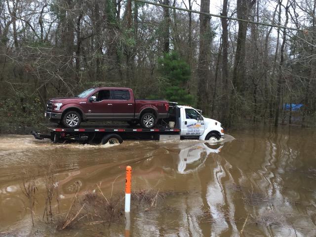 Hooked Up Towing & Recovery, LLC