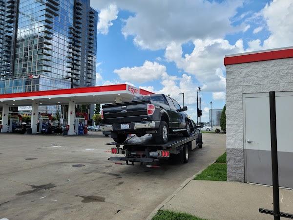 Hook Em' Up Towing, Nashville, Tennessee